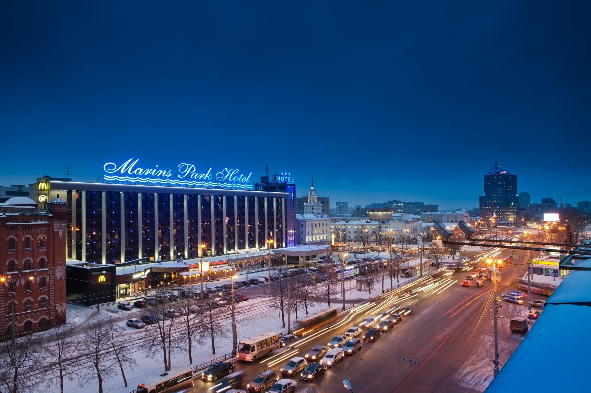 Marins Park Hotel Yekaterinburg Exterior photo